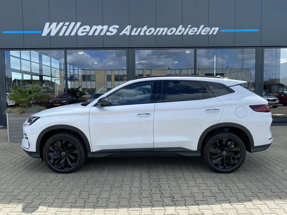 BYD Seal U 1.5 DM-i FWD Boost Black Edition HUD uit 2025, foto 10