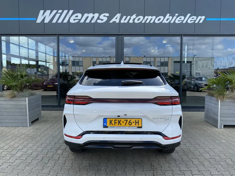 BYD Seal U 1.5 DM-i FWD Boost Black Edition HUD uit 2025, foto 11