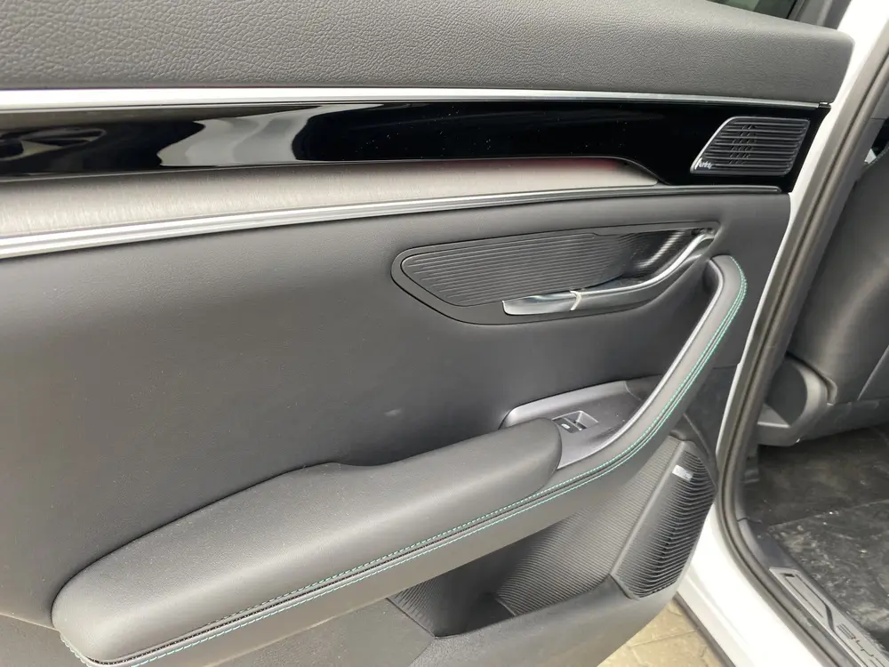 BYD Seal U 1.5 DM-i FWD Boost HUD uit 2025, foto 16