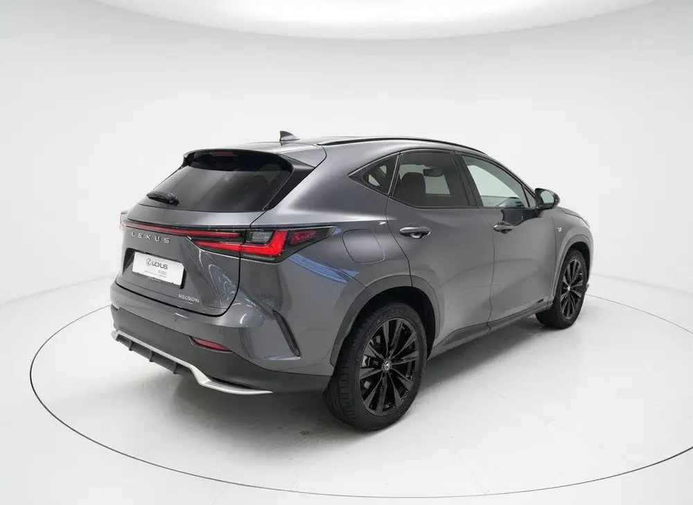 Lexus NX 450h+ AWD F SPORT Line uit 2022, foto 2