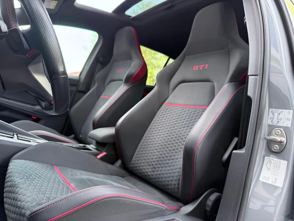 Volkswagen Golf 2.0 TSI GTI Clubsport 45 Akra/H&K/HuD/Pano uit 2022, foto 12