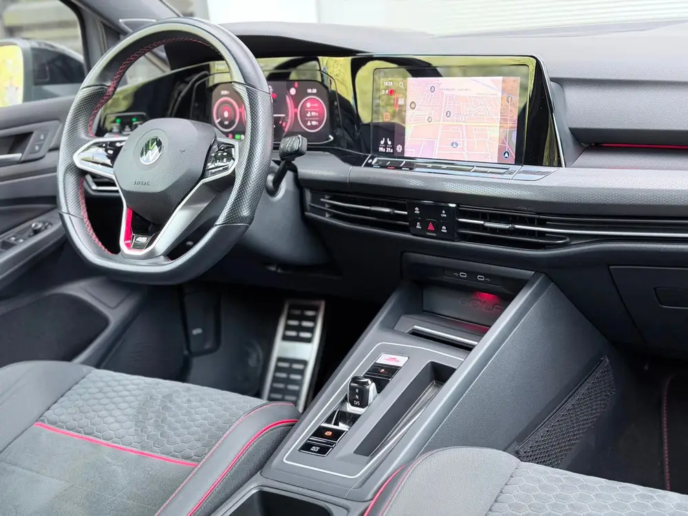 Volkswagen Golf 2.0 TSI GTI Clubsport 45 Akra/H&K/HuD/Pano uit 2022, foto 17