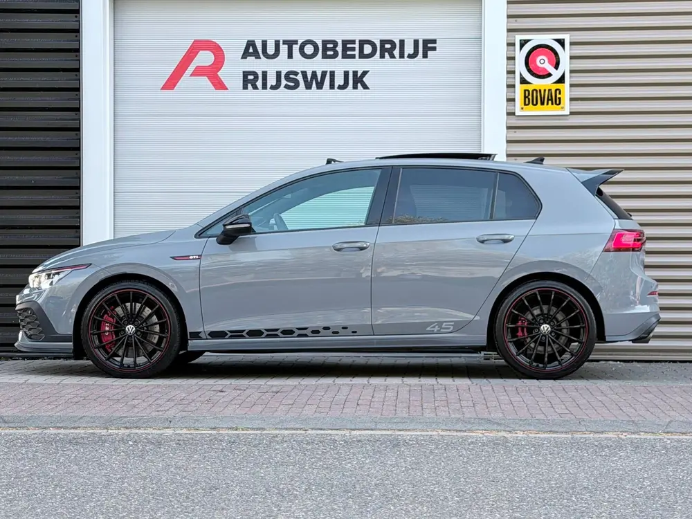 Volkswagen Golf 2.0 TSI GTI Clubsport 45 Akra/H&K/HuD/Pano uit 2022, foto 2