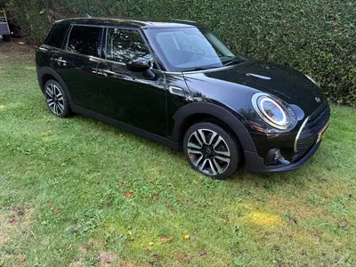 Mini Clubman Clubman 1.5 136pk Aut 2023 Zwart uit 2023