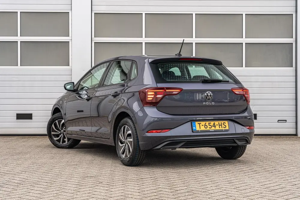Volkswagen Polo 1.0 TSI 95pk Life | App Connect | Parkeersen uit 2023, foto 12