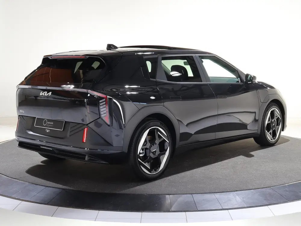 Kia EV4 Plus Advanced 58.3 kWh uit 2026, foto 2