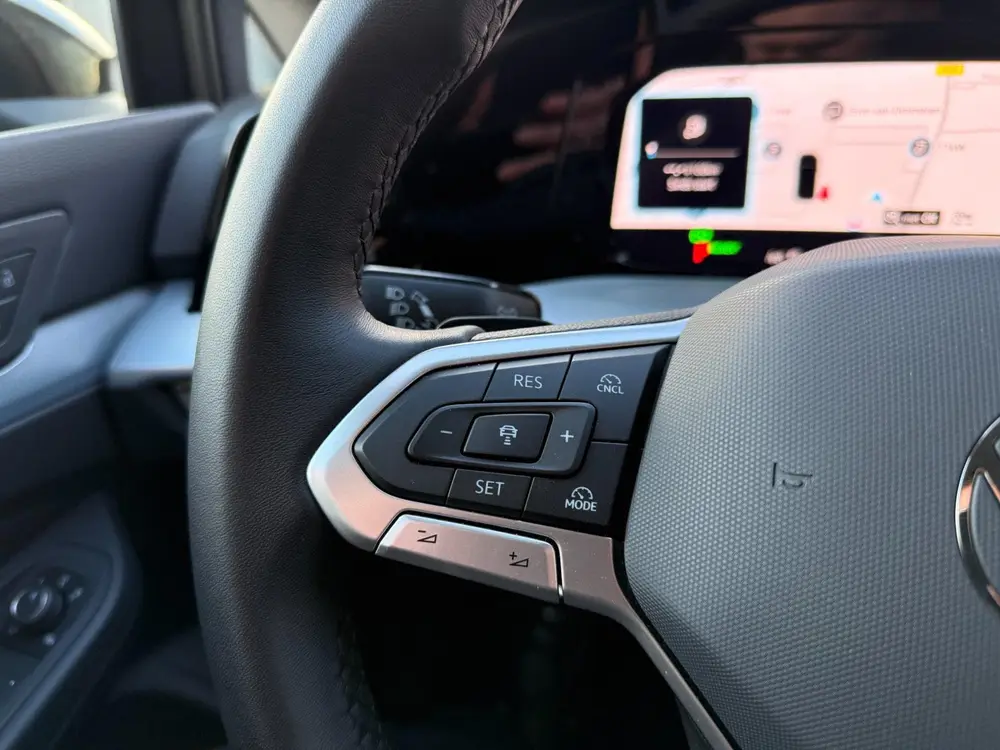 Volkswagen Golf 1.5 eTSI Life Edition uit 2024, foto 16