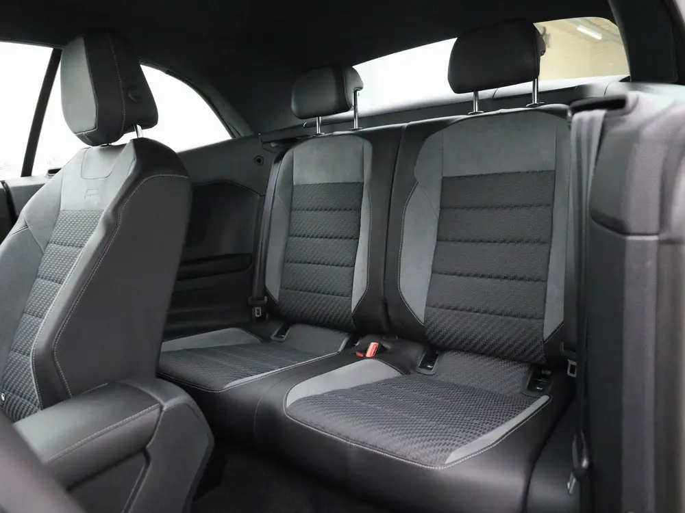Volkswagen T-Roc Cabrio 1.5 TSI R-Line 150 PK| Navigatie | S uit 2025, foto 11