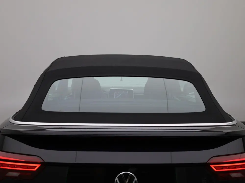 Volkswagen T-Roc Cabrio 1.5 TSI R-Line 150 PK| Navigatie | S uit 2025, foto 16