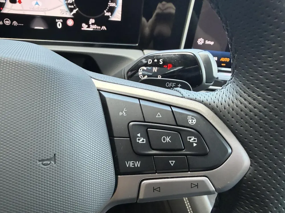 Volkswagen Tiguan 1.5 PLUG-IN R-Line Edition MASSAGE STOELEN uit 2024, foto 18