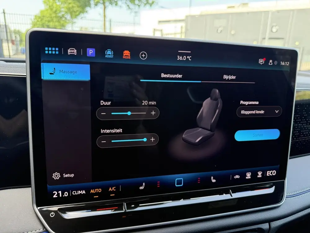 Volkswagen Tiguan 1.5 PLUG-IN R-Line Edition MASSAGE STOELEN uit 2024, foto 4