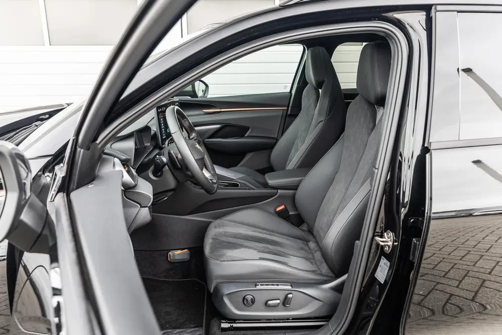 Cupra Terramar 1.5 TSI e-Hybrid 272pk VZ Performance uit 2025, foto 4