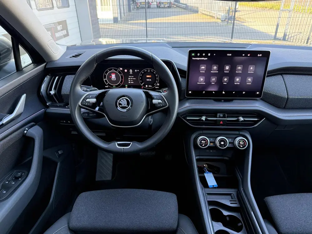 Skoda Kodiaq 1.5 TSI MHEV Business 7p PANORAMADAK uit 2024, foto 10