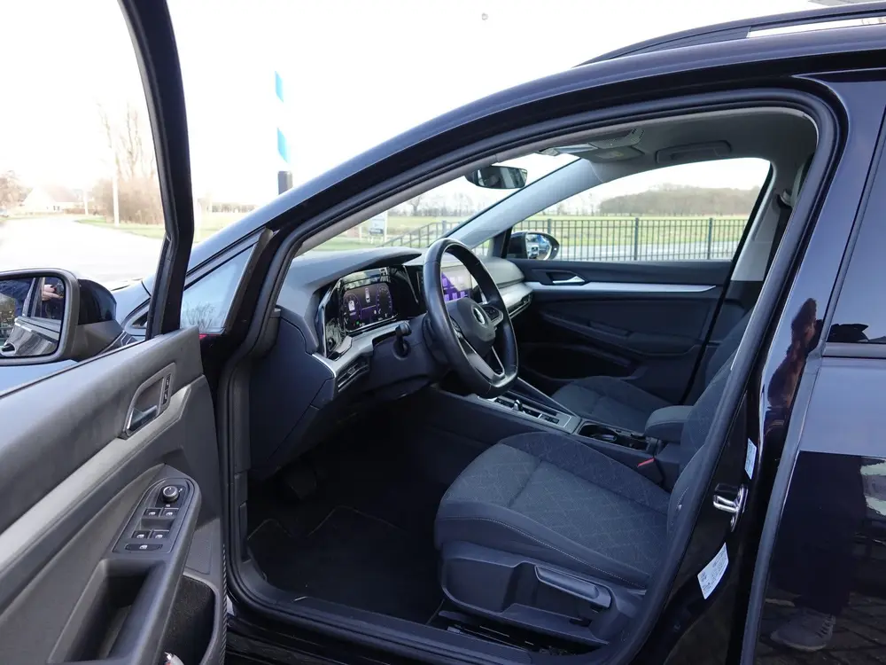 Volkswagen Golf Variant 1.0 eTSI DSG 110PK Life ADAPT. CRUIS uit 2022, foto 4