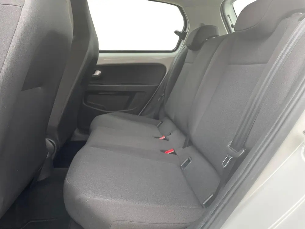 Volkswagen Up! 1.0 65PK | Climate Control| Parkeersensoren| uit 2021, foto 14