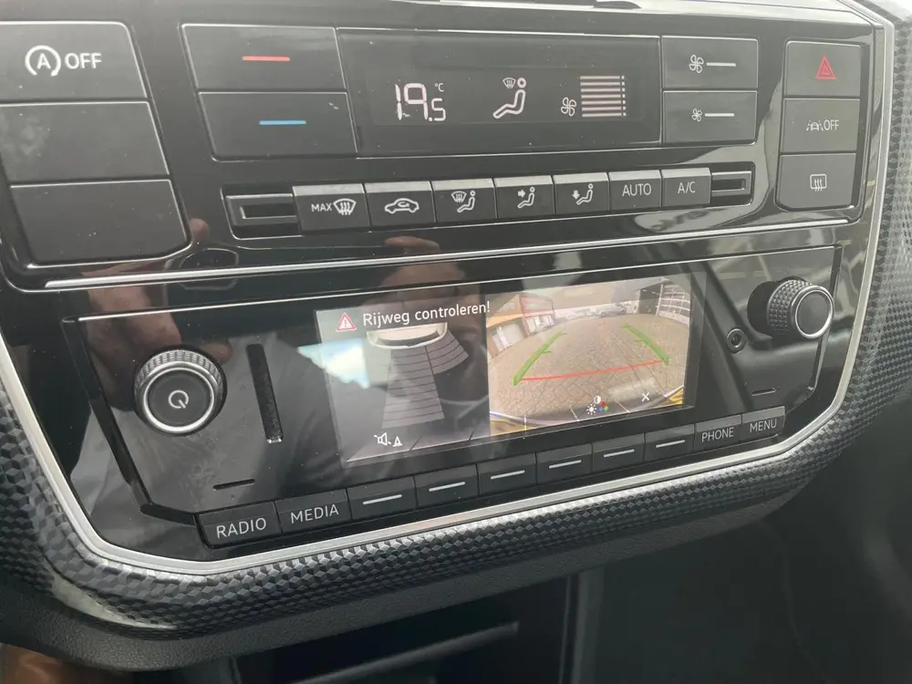 Volkswagen Up! 1.0 65PK | Climate Control| Parkeersensoren| uit 2021, foto 16