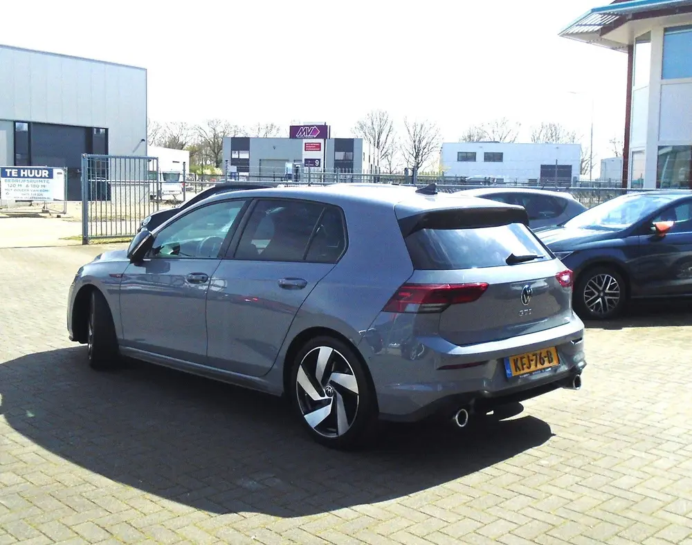 Volkswagen GOLF 2.0 TSI GTI,Navi,Kamera,Mondsteingrau uit 2021, foto 3