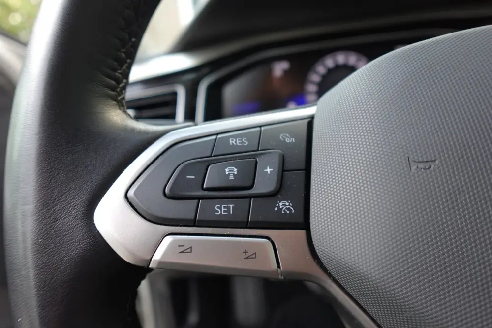 Volkswagen Polo 1.0 TSI Polo ACC PDC CARPLAY uit 2024, foto 8