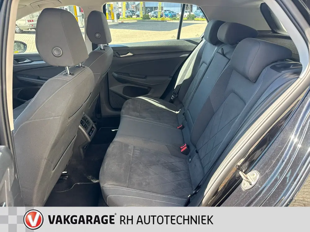 Volkswagen Golf 1.4 eHybrid Style uit 2021, foto 8