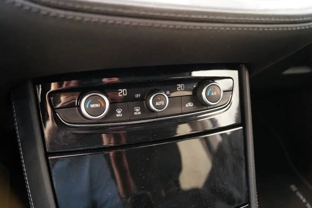 Opel Grandland X 1.2 Turbo 130pk Business + -NAVI-ECC-PDC uit 2019, foto 20
