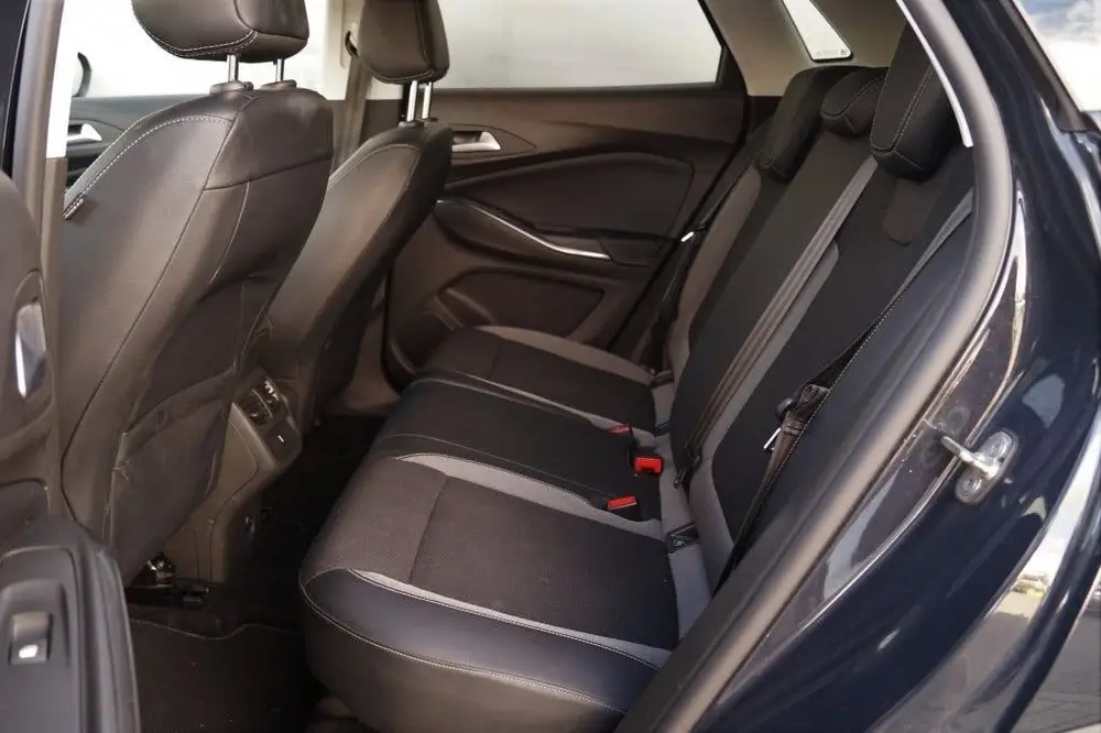 Opel Grandland X 1.2 Turbo 130pk Business + -NAVI-ECC-PDC uit 2019, foto 7
