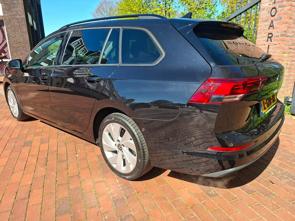 Volkswagen Golf Variant 1.5 TSI Virtual Apple car. Stoelverw uit 2021, foto 4