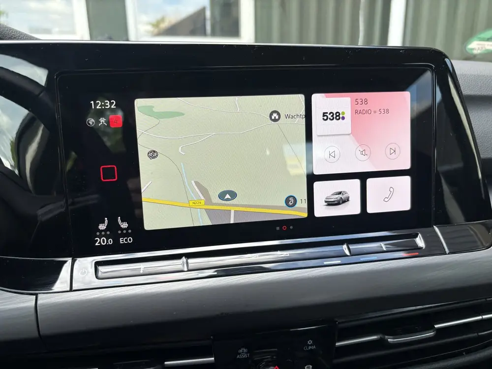 Volkswagen Golf 1.4 eHybrid Style (bj 2022, automaat) uit 2022, foto 13