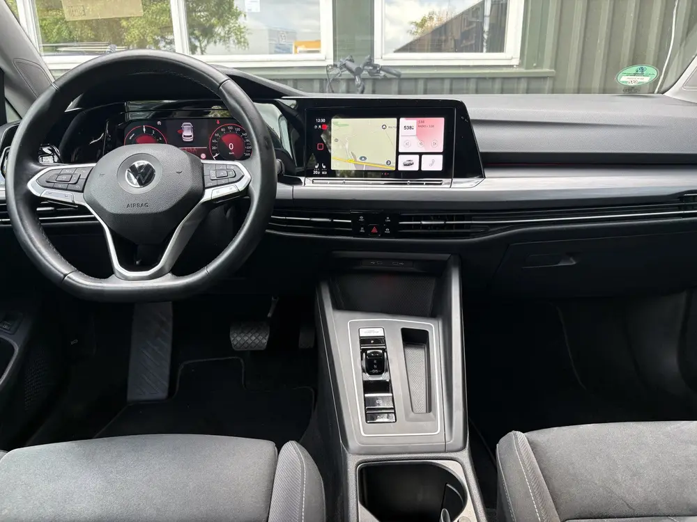 Volkswagen Golf 1.4 eHybrid Style (bj 2022, automaat) uit 2022, foto 5