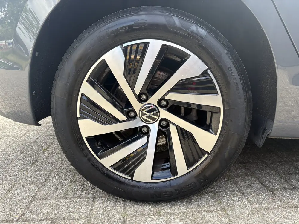 Volkswagen Golf 1.4 eHybrid Style (bj 2022, automaat) uit 2022, foto 7