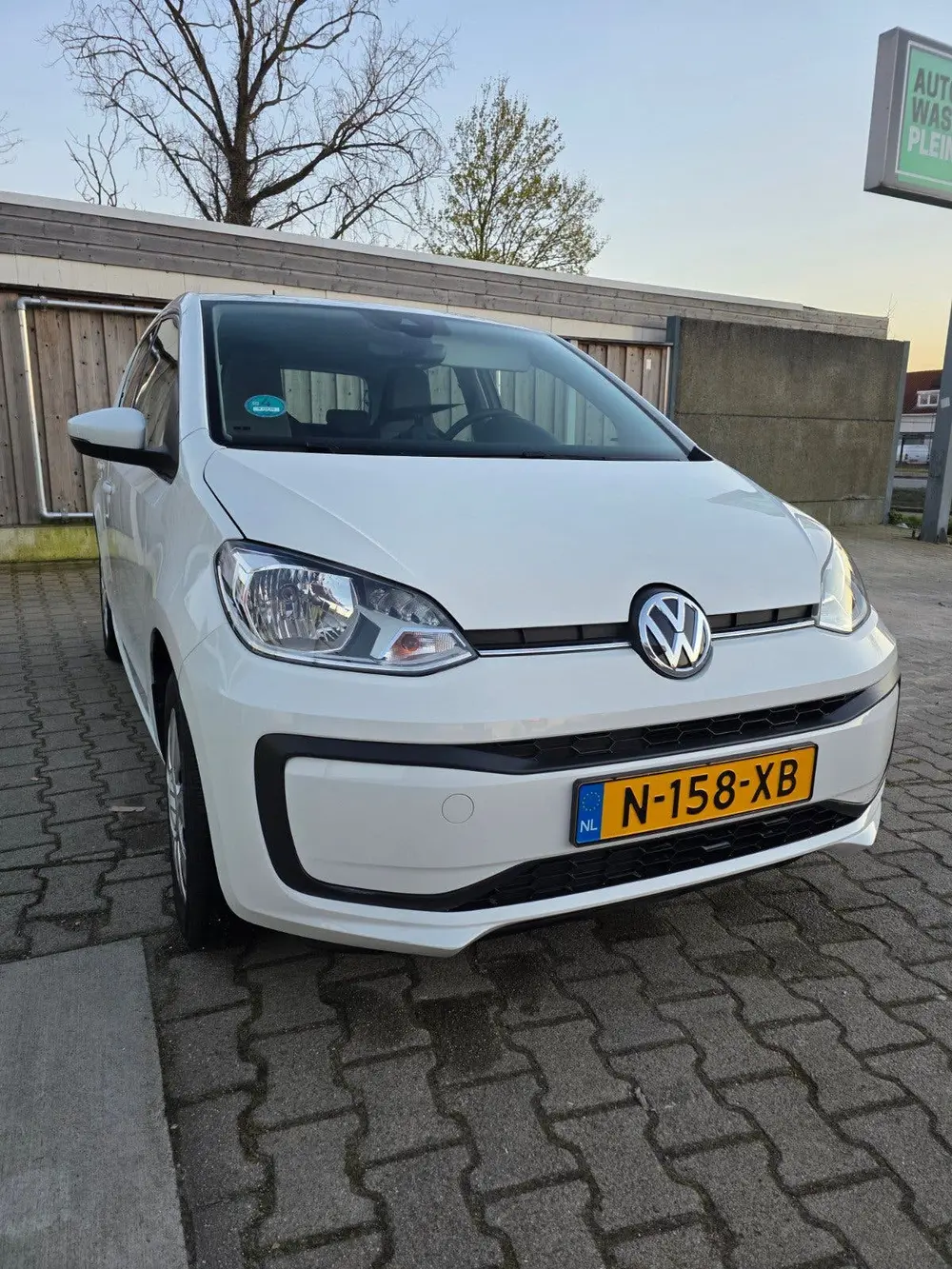 Volkswagen Up! 1.0 65PK 5D 2022 Wit INRUIL MOGELIJK uit 2022