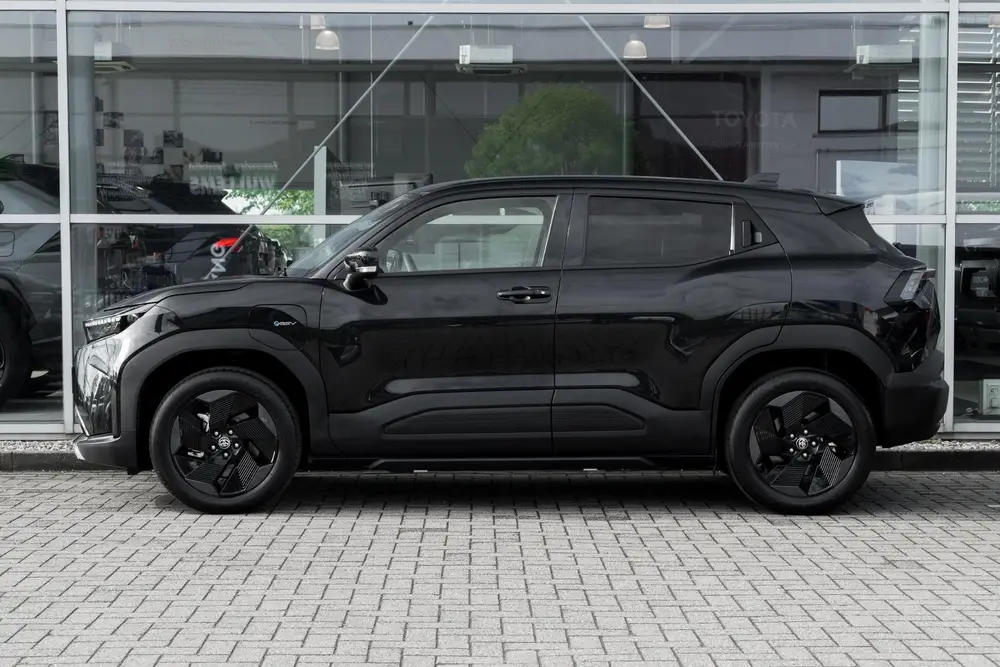 Toyota Urban Cruiser Dynamic 61 kWh uit 2026, foto 9