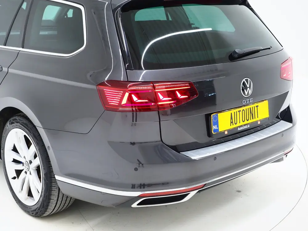 Volkswagen Passat Variant 1.4 TSI PHEV GTE | Panoramadak | L uit 2023, foto 14