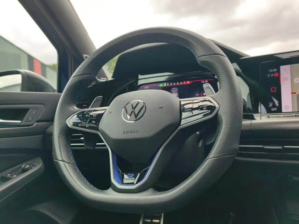 Volkswagen Golf 2.0 TSI R 4Motion || 333PK | AKRAPOVIC | PAN uit 2024, foto 15