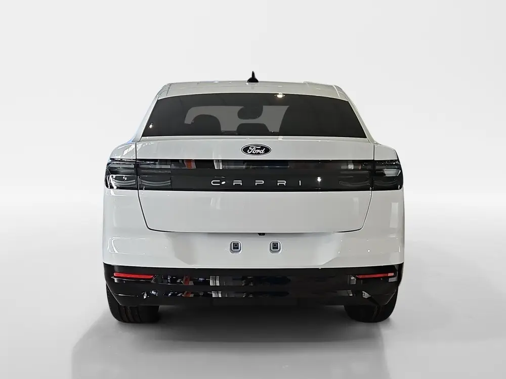 Ford Capri Select Extended Range RWD 79 kWh uit 2026, foto 4