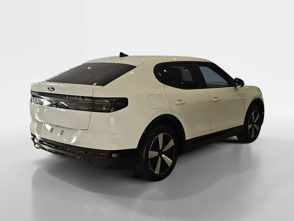 Ford Capri Select Extended Range RWD 79 kWh uit 2026, foto 5