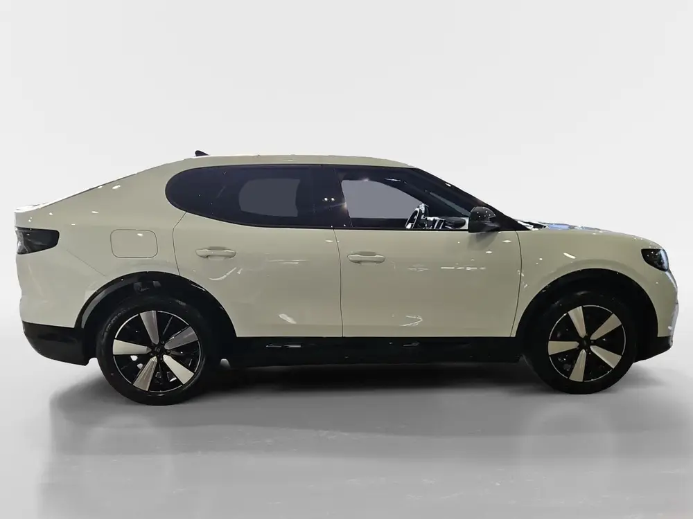 Ford Capri Select Extended Range RWD 79 kWh uit 2026, foto 6