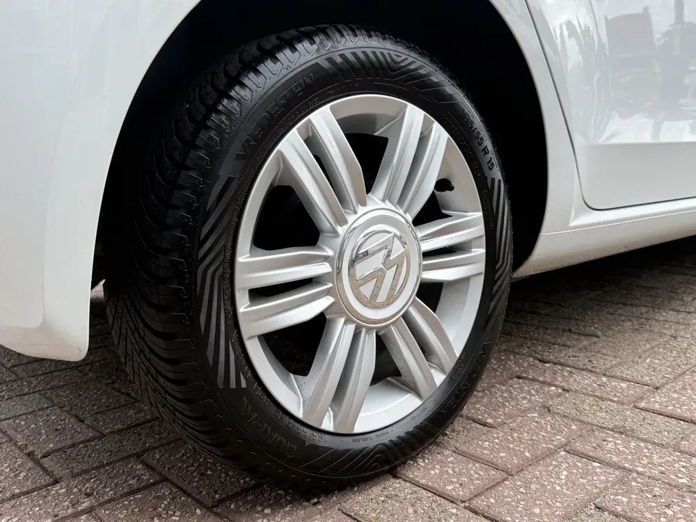 Volkswagen Up! 1.0 BMT high up!. | DAB | CRUISE | BLUETOOTH uit 2019, foto 13