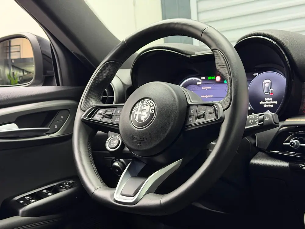 Alfa Romeo Tonale 1.5T Hybrid Veloce - (360) Camera - Elek. uit 2024, foto 14