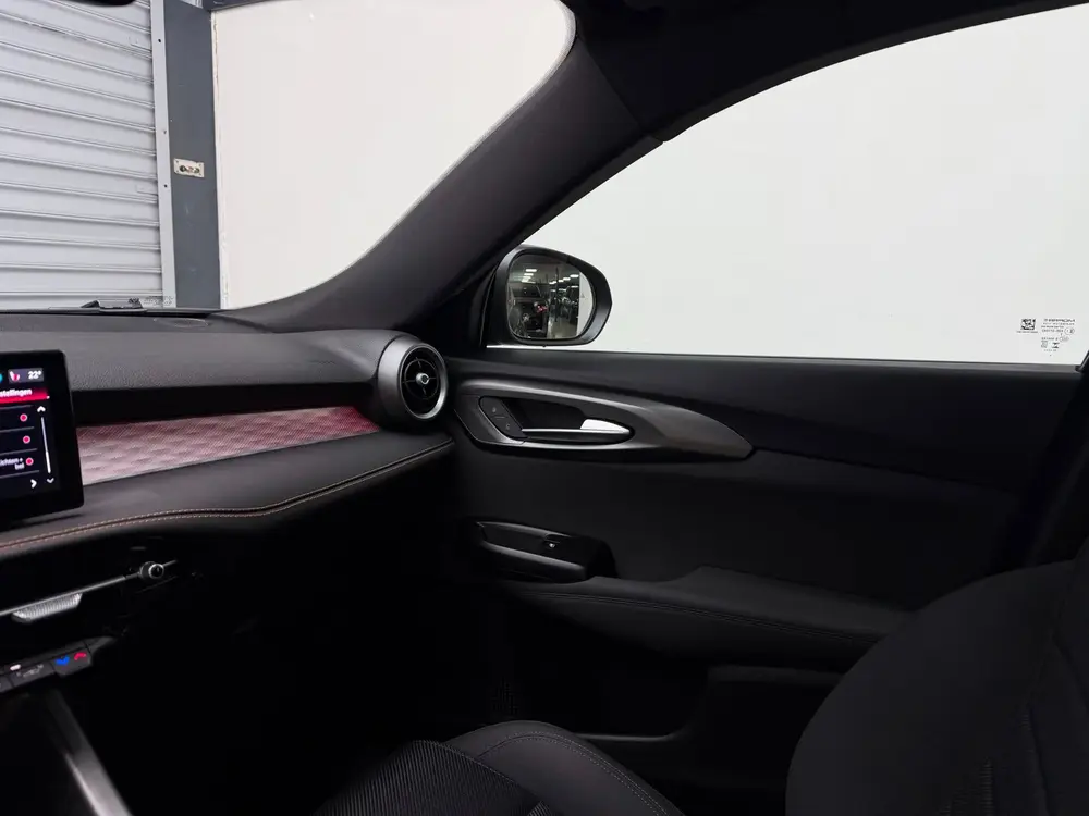 Alfa Romeo Tonale 1.5T Hybrid Veloce - (360) Camera - Elek. uit 2024, foto 9