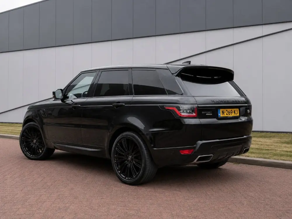 Land Rover Range Rover Sport 3.0 Sdv6 306pk BTW uit 2019, foto 2