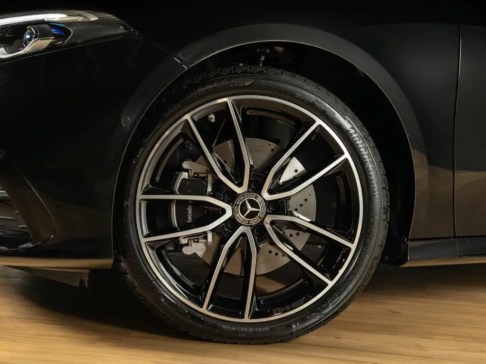 Mercedes-Benz A-Klasse 250 e Business Solution AMG uit 2026, foto 7