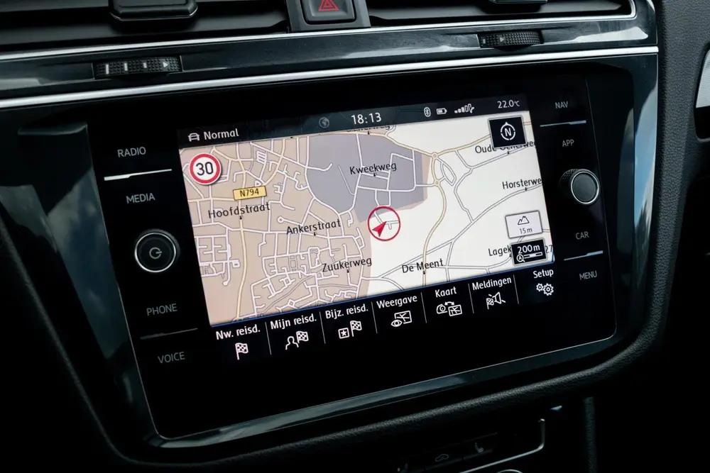 Volkswagen Tiguan 1.5 TSI ACT Highline R-Line|PANO|ADAPT. CR uit 2020, foto 13