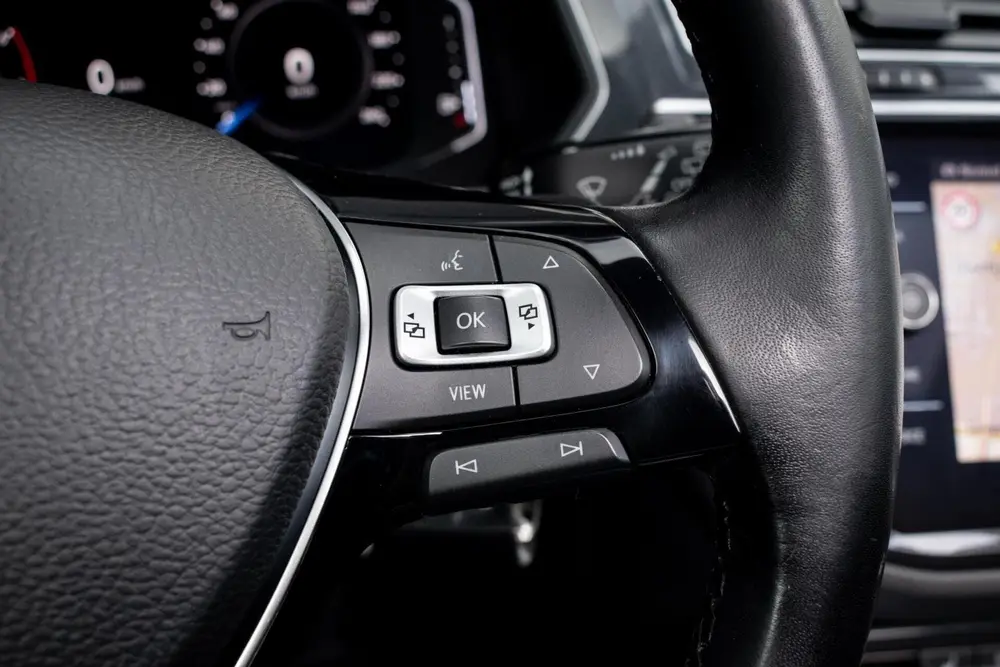 Volkswagen Tiguan 1.5 TSI ACT Highline R-Line|PANO|ADAPT. CR uit 2020, foto 20
