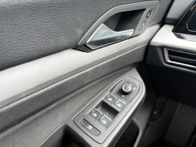 Volkswagen Golf VIII Variant 1.0 TSI Life , Navi , APK 04-27 uit 2021, foto 14