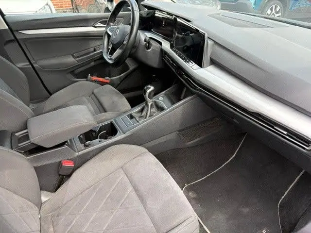 Volkswagen Golf VIII Variant 1.0 TSI Life , Navi , APK 04-27 uit 2021, foto 3