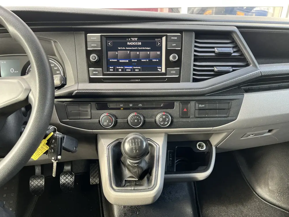 Volkswagen Transporter Kombi 2.0 TDI L1H1 Comfortline 13999E uit 2022, foto 13