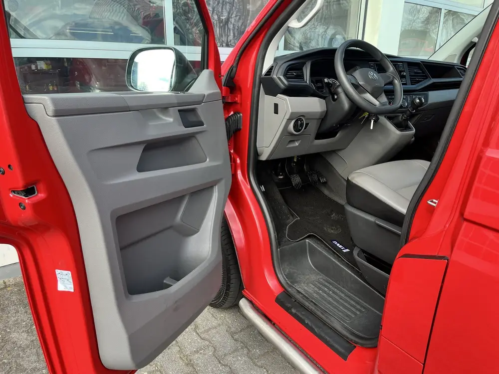 Volkswagen Transporter Kombi 2.0 TDI L1H1 Comfortline 13999E uit 2022, foto 5
