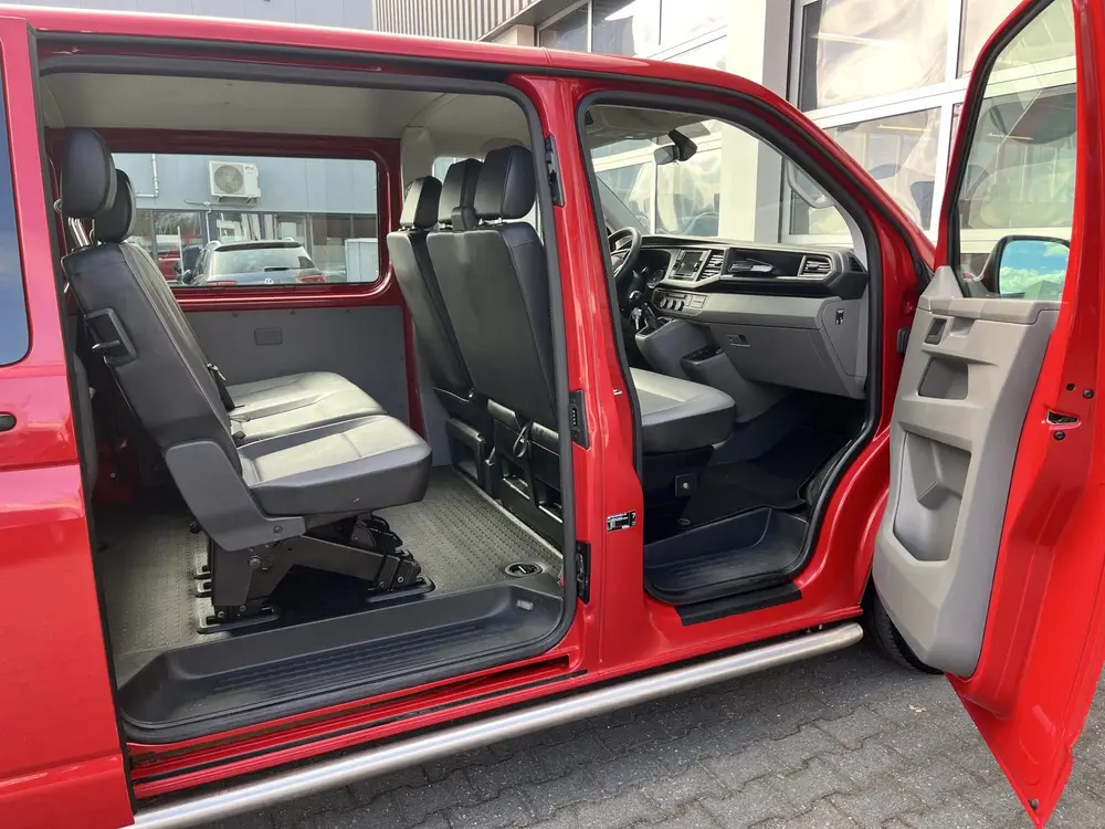 Volkswagen Transporter Kombi 2.0 TDI L1H1 Comfortline 13999E uit 2022, foto 8