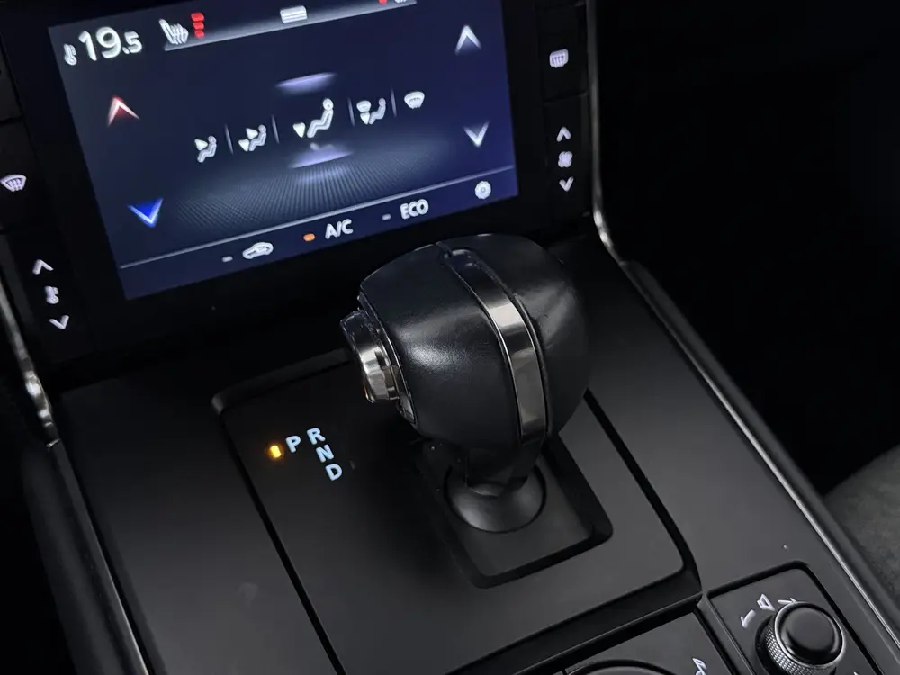 Mazda MX-30 e-SkyActiv 145 First Edition 36 kWh uit 2020, foto 6