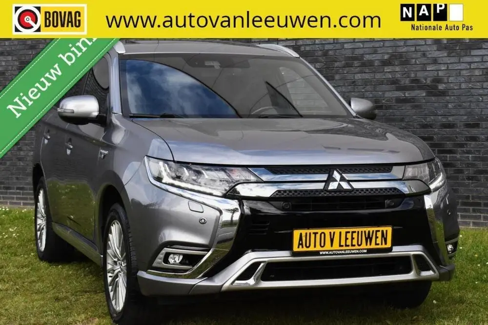 Mitsubishi Outlander 2.4 PHEV Diamand Edition LEDER VOL 360 uit 2020